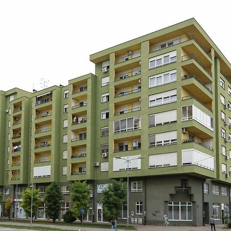 Apartment Promenada 30 Нови Сад Екстериор снимка