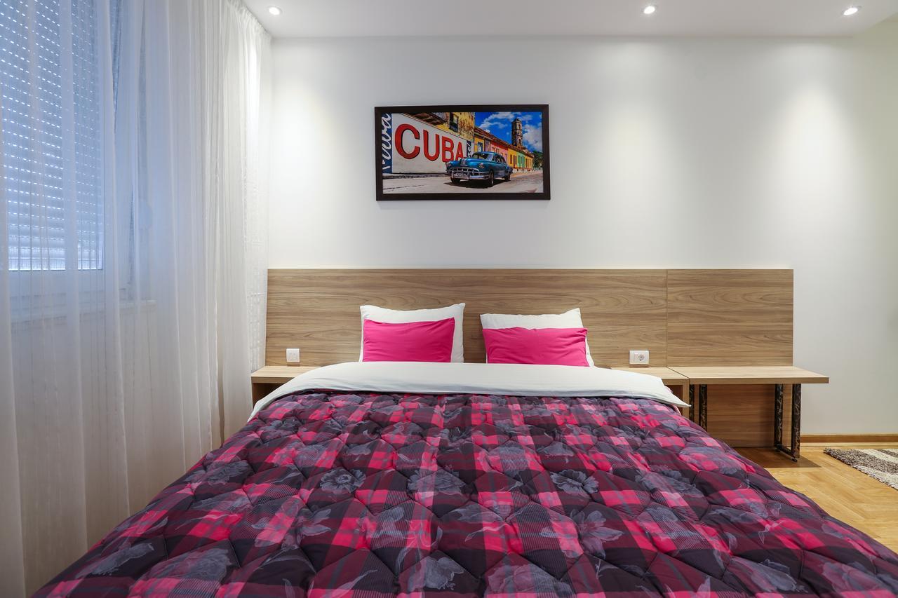 Apartment Promenada 30 Нови Сад Екстериор снимка